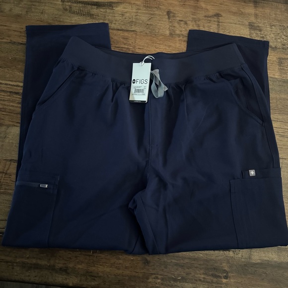 NWT Figs High Waisted Yola Navy Scrub Pants - Picture 3 of 7